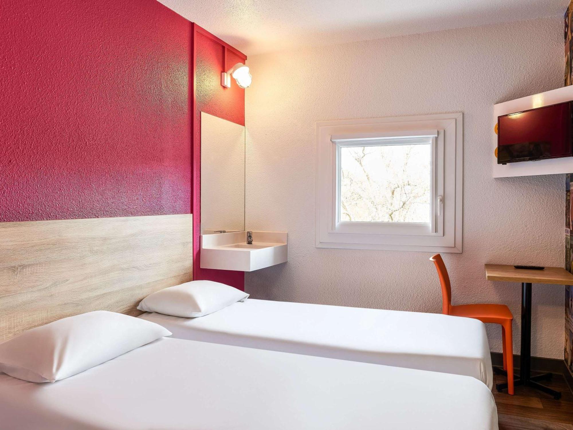 Hotelf1 Chambery Nord Renove Экстерьер фото