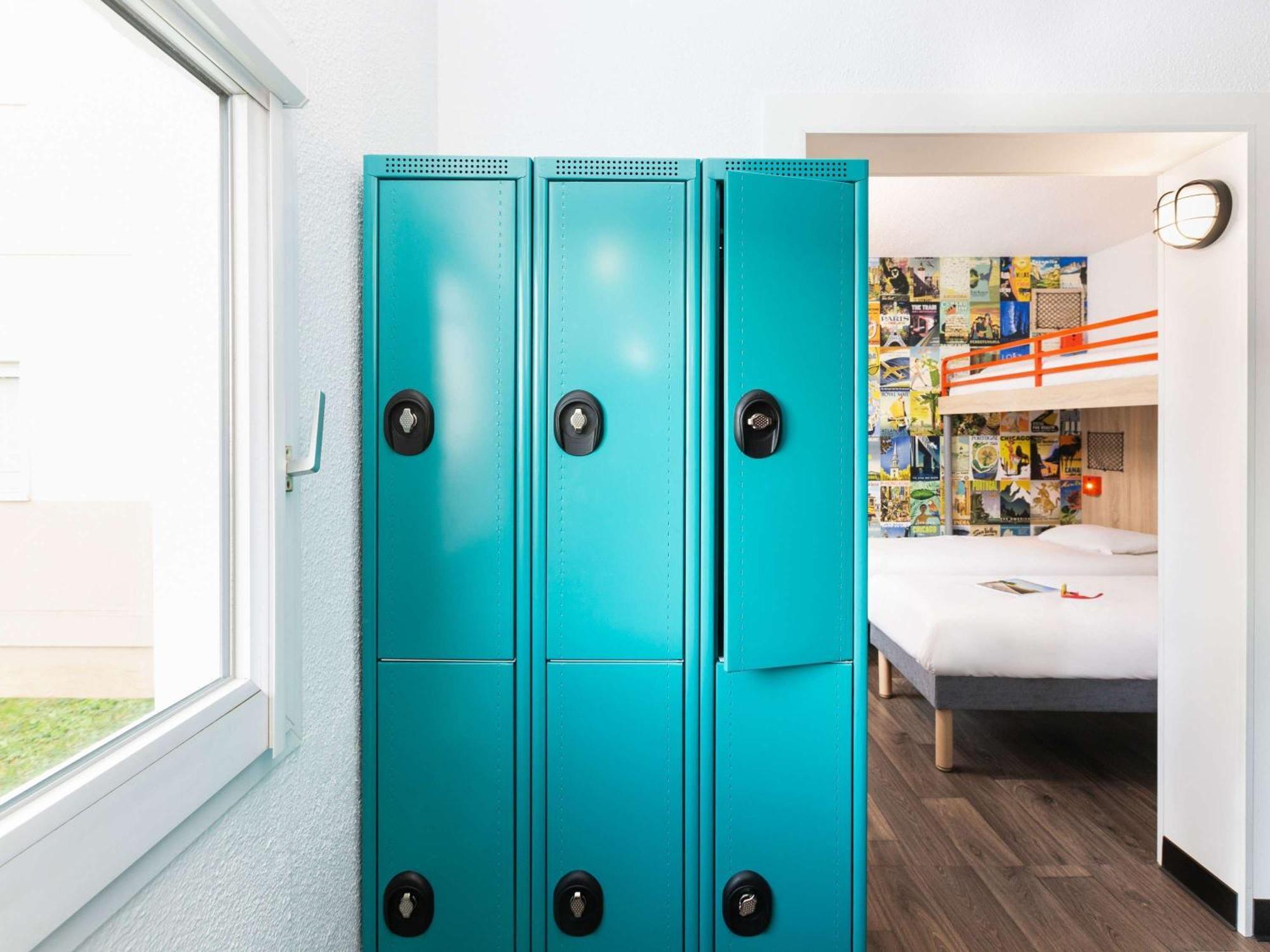 Hotelf1 Chambery Nord Renove Экстерьер фото