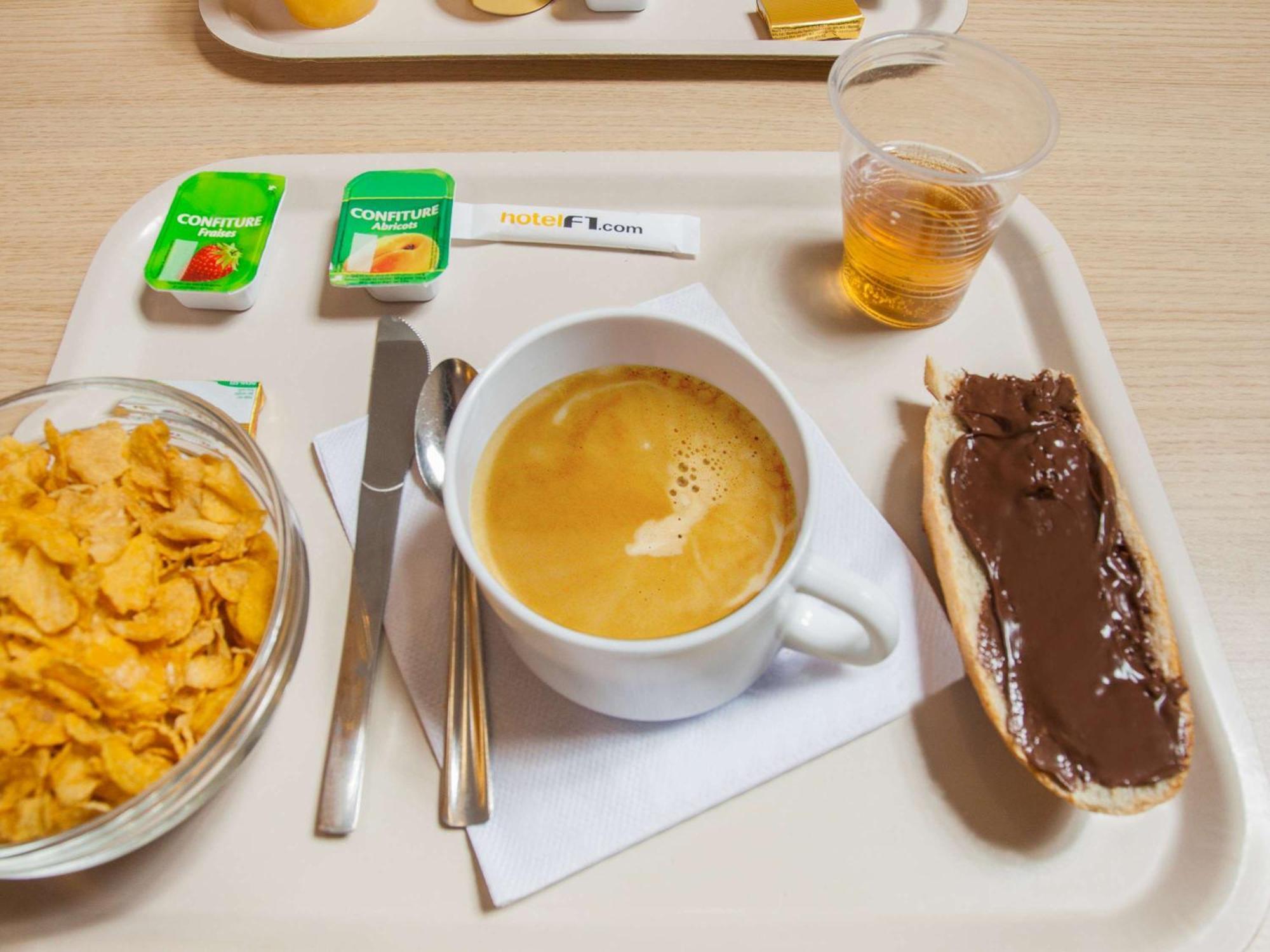 Hotelf1 Chambery Nord Renove Экстерьер фото